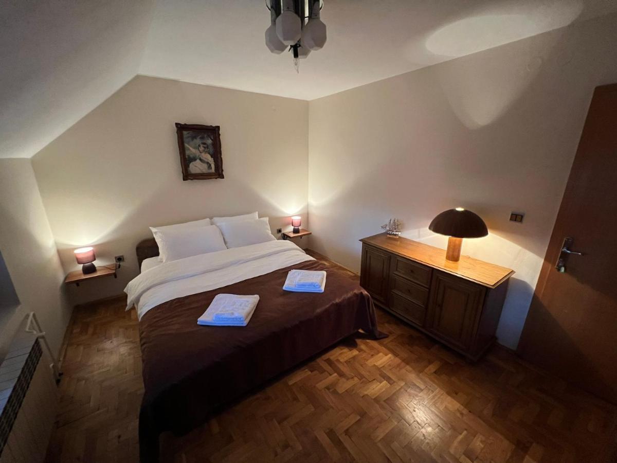 Interinn Luxury Villa Paracin Exterior photo
